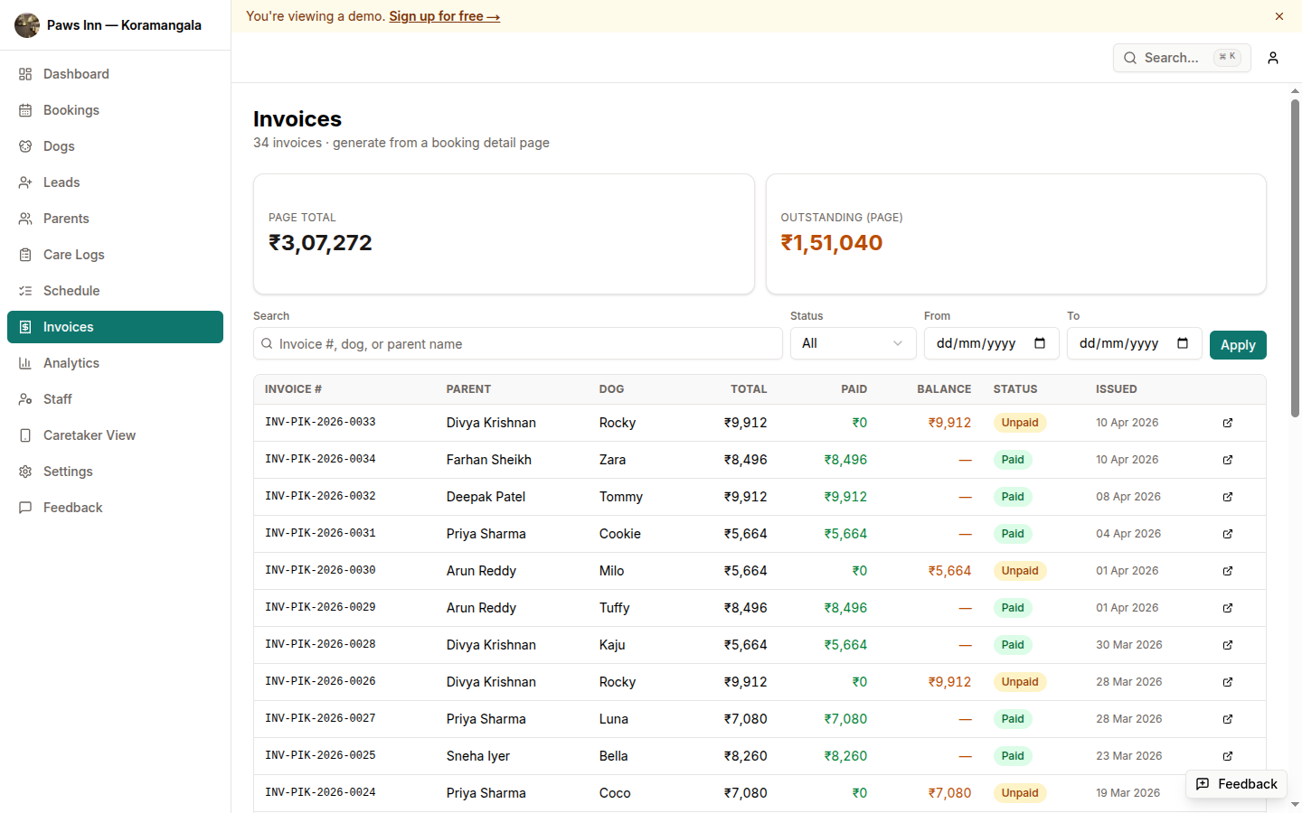 Invoices list with status mix